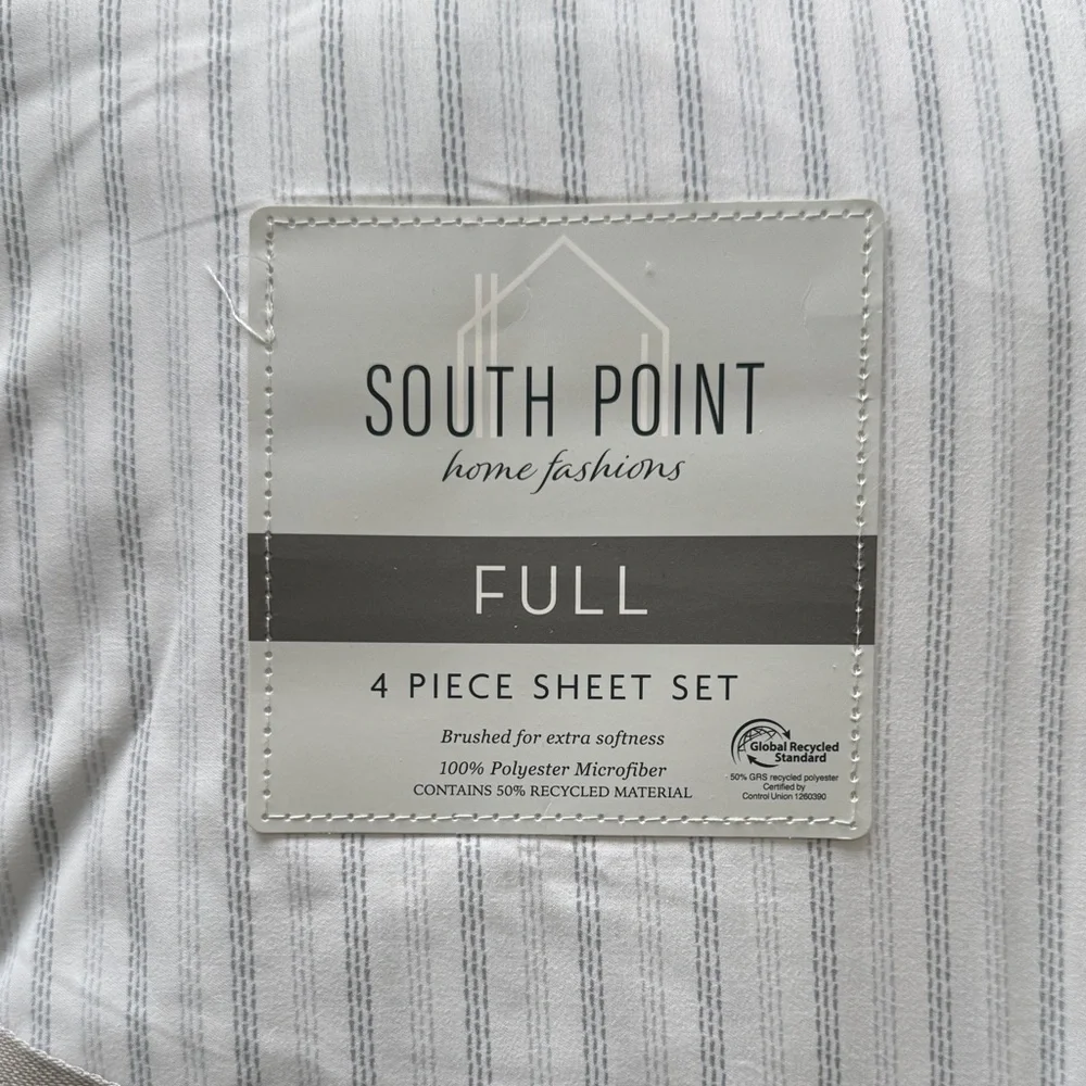 NWT Grey Striped Sheet Full Set